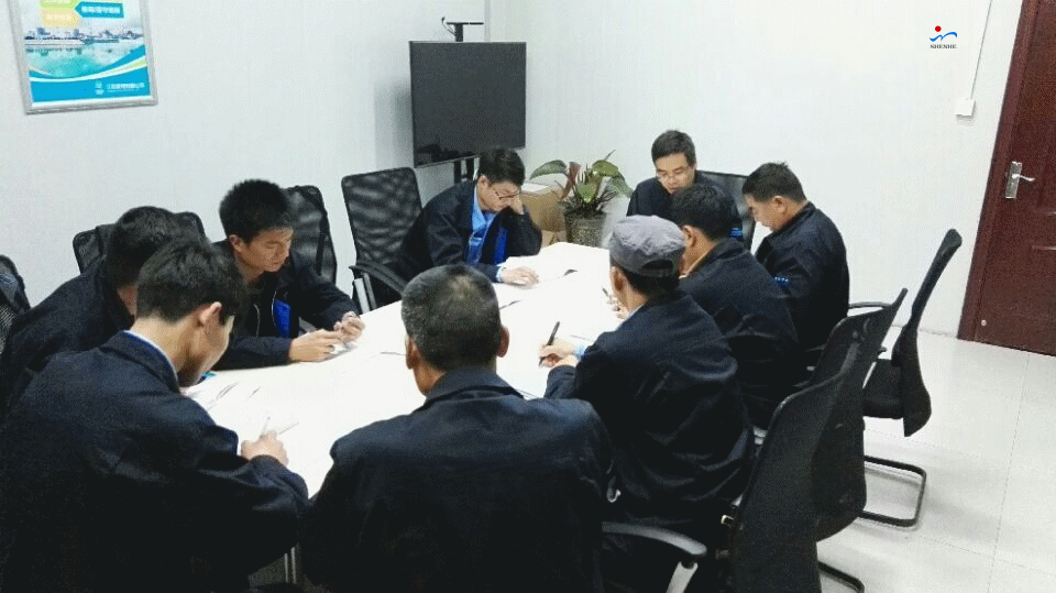 1487148890111310.gif 1487148890111310.gif