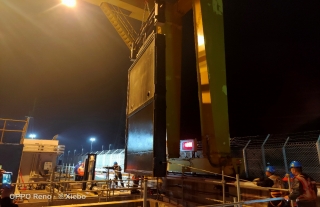 ����ǧ���̣��۽��徲�������Ź�˾����303����PX�÷�ˮբ�ŵ�װ˳�����