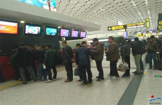 ����ǧ���̣�����D101����Ա��˳���ϸ�